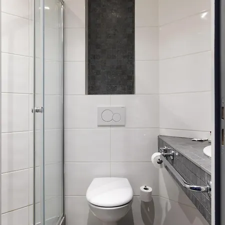 Ibis Budget Lyon Est Quentin Fallavier 2*