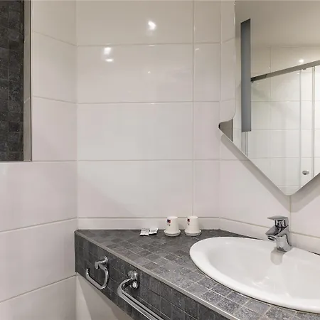 Ibis Budget Lyon Est Quentin Fallavier Szálloda 2*